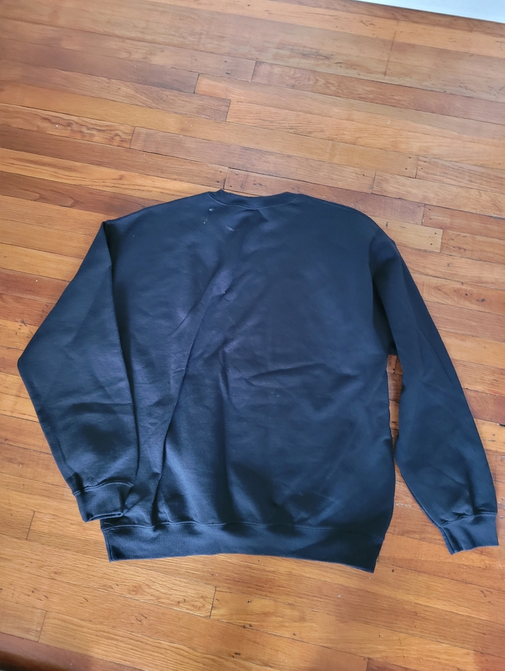 Ben Davis Black Crewneck Sweatshirt with Logo Patch NWOT Large - Picture 4 of 5